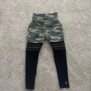 Bombshell sportswear leggings